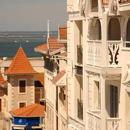 Appart hôtel Residhome Plazza 4*