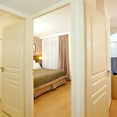 Appart hôtel Residhome Plazza