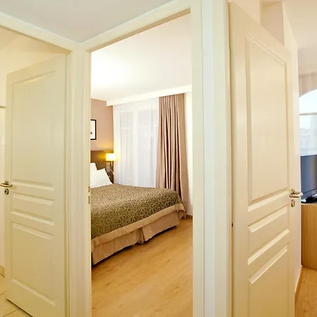 Residhome Plazza 4*