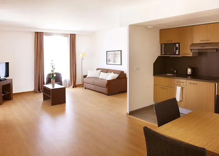 Residhome Plazza Lejlighedshotel