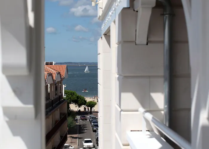 Residhome Plazza Lejlighedshotel 4*